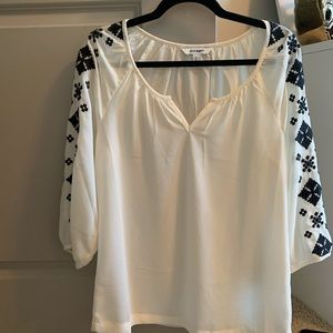 Old Navy Boho Embroidered Top